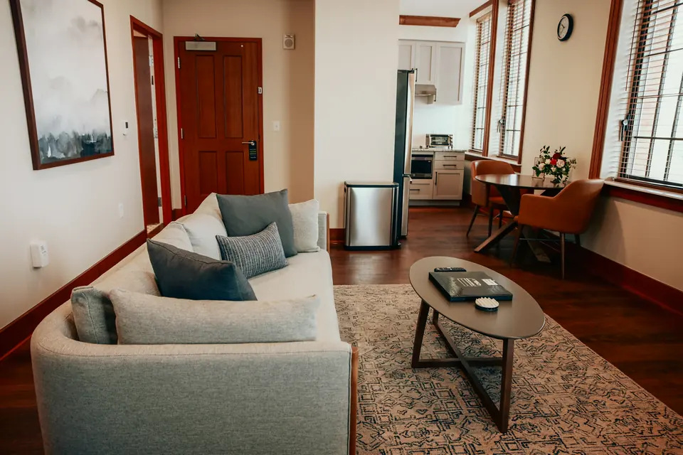 Owner-selected Creative River photograph of full one-bedroom at West End Tower.